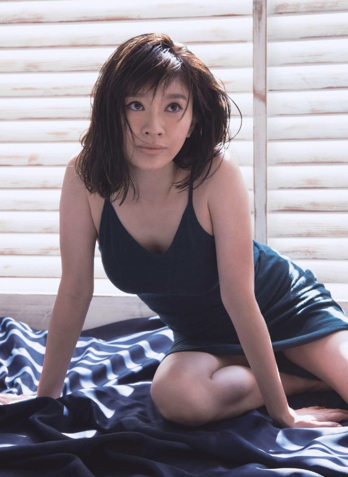 篠原涼子グラビア水着画像 無料で見れるエロい写真集 3062